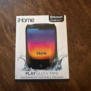 iHome - Rechargeable Waterproof Bluetooth Mini Speaker - Black New in box